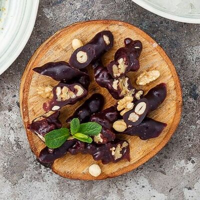 Чурчхела с орехами в Двор Помидор по цене 240