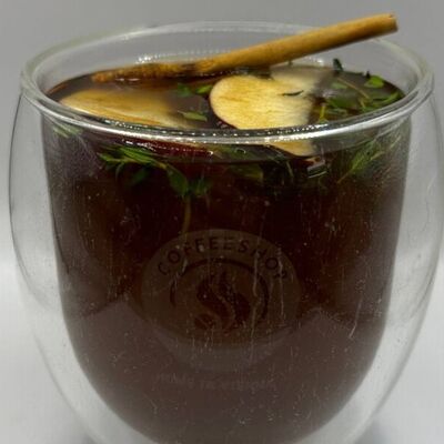 Пряный чай Печёное яблоко-тимьян в Coffeeshop Company по цене 360 ₽