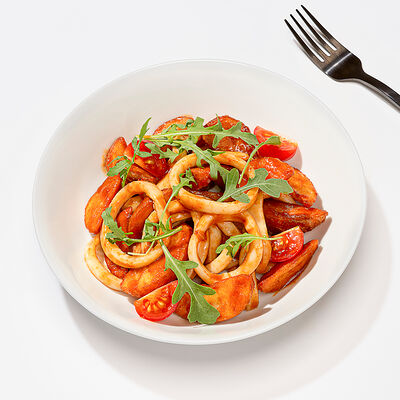 Кальмар с картофелем в Много лосося по цене 460