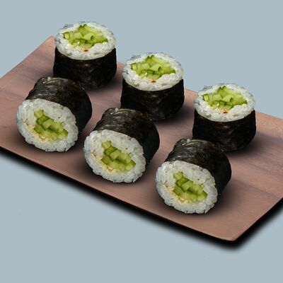Маки-ролл с огурцом в НАШИ СУШИ по цене 260 ₽