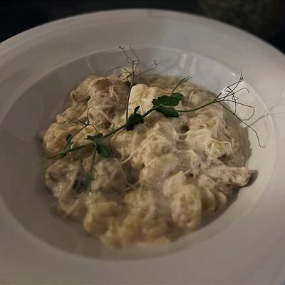 Ньиокки с белыми грибами в Генрих и Генриетта по цене 350 ₽