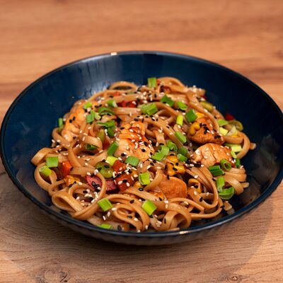 Удон с курицей в Про.Мясо по цене 600 ₽