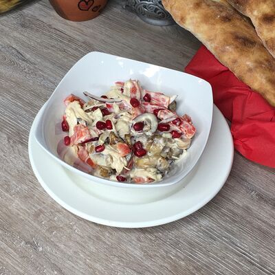 Салат Ацецили в Хачапури Хаус по цене 555 ₽