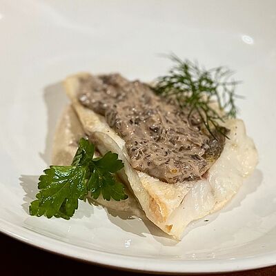 Сурский судак с картофельным кремом в Чо? Капчо! по цене 900 ₽