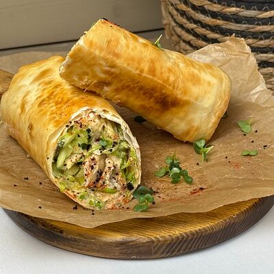 Шаверма с курицей в Pro Вкус по цене 660 ₽