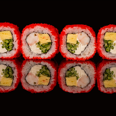 Ролл Калифорния с креветкой в SUSHIлка по цене 850 ₽