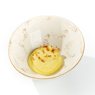 Картофельное пюре с хрустящим луком в The Brasserie по цене 280 ₽