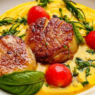 Бистекки из индейки в Mama Roma по цене 763 ₽