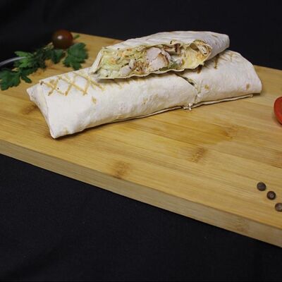 Фирменная шаурма со свининойв Шашлычный остров по цене 400 ₽