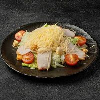 Салат Цезарь с курицей в Роллофф