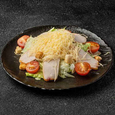 Салат Цезарь с курицей в Роллофф по цене 429 ₽