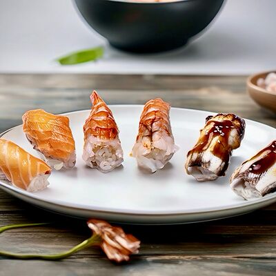 Сет Сушив Про 100 суши по цене 1029 ₽