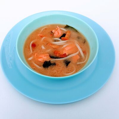 Мисо с форелью и лапшой в Orisushi по цене 350 ₽