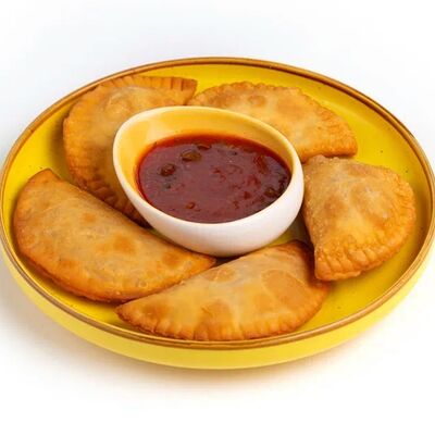 Чебуреки с соусомв Наша пицца по цене 1990 ₸