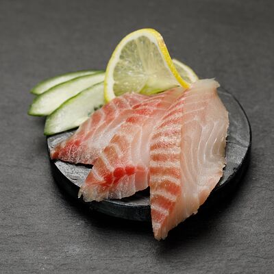 Сашими из окуня в Yuzawa Sushi по цене 350 ₽