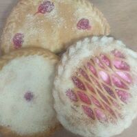 Пирог с вишней открытый в Ваниль