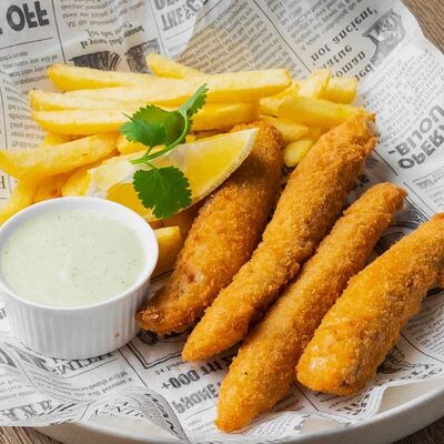 Филе окуня с картофелем фри в Blackberry по цене 588 ₽