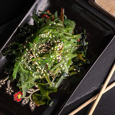 Салат Чука в Sushiland по цене 390 ₽