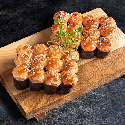 Набор Запечённая классика в Вкусно Суши по цене 1149