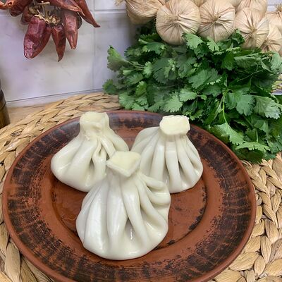 Хинкали с говядиной в Грузинская кухня по цене 745 ₽