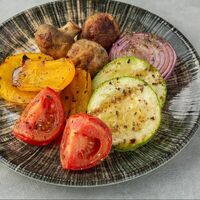 Овощи на гриле в Или