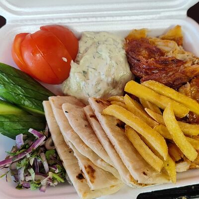 Гирос на тарелке в Эко Шаурма по цене 600 ₽