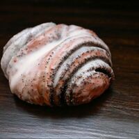 Устрица с маком в Даниш пекарня