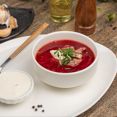 Борщ в Буркина Фасоль по цене 190 ₽