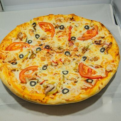 Пицца Дубай в Дубай по цене 873 ₽