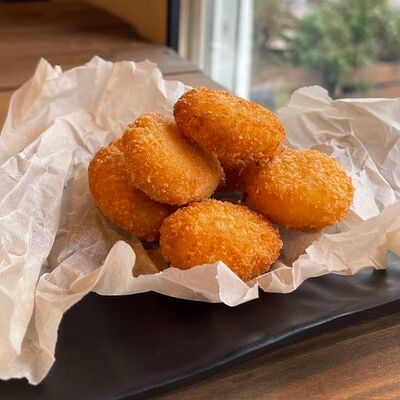 Сырные медальоны S в Moyo по цене 105 ₽