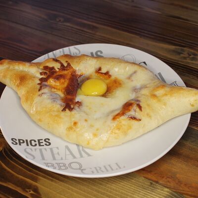 Хачапури по-аджарски в Дружба по цене 450 ₽