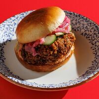 Hot Chick в Muchachos