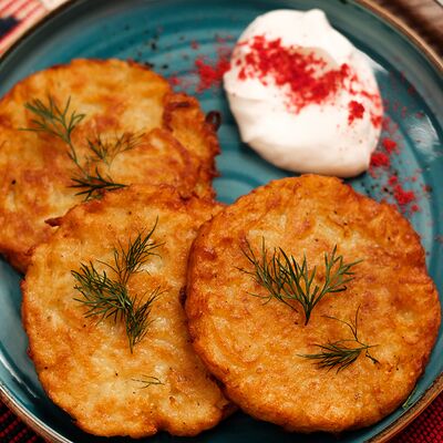 Драники со сметаной в Ребра по цене 320 ₽