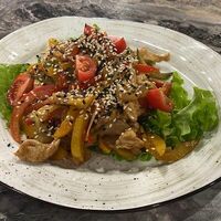 Тайский с куриным филе в Суши-бар Макото
