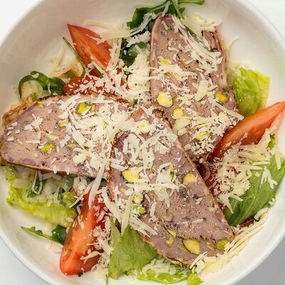 Салат с Индейкой Террин в Кейк по цене 290 ₽