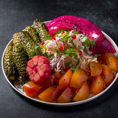 Ассорти из домашних разносолов в Шале Берёзка по цене 1100 ₽