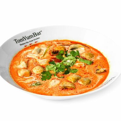 Tomyum классический с курицей c доброй порцией пропаренного риса в TomYumBar по цене 648 ₽