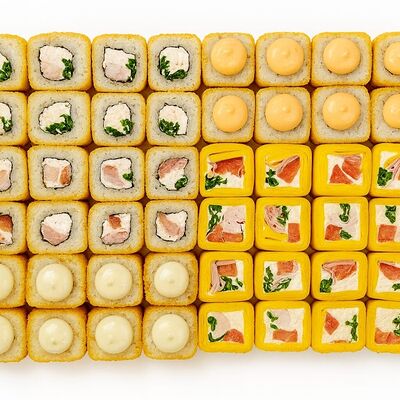 Горячий макси в У бобра роллы по цене 2430 ₽