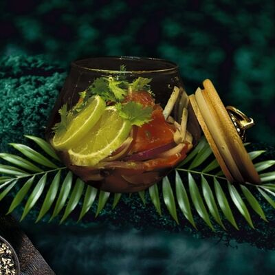 Лосось с лаймом и кинзой в LAOBAN по цене 790 ₽