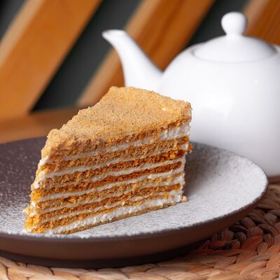 Д* Медовик в ЭлеКафе по цене 280 ₽