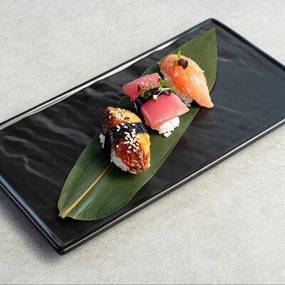 Суши с лососем в Веранда по цене 160 ₽