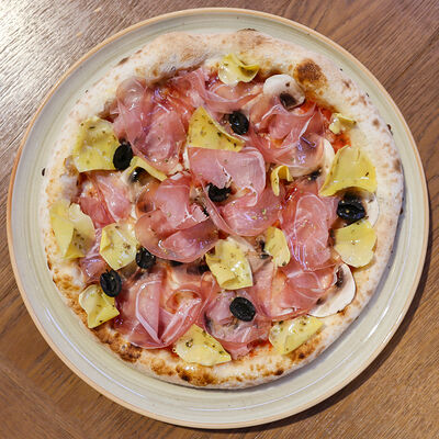 Пицца капричоза 30 см в Pizza Volante по цене 1490 ₽