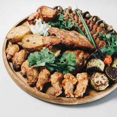 Комбо №3 на компанию в The Кухня по цене 5400 ₽