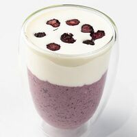Молочная голубика в Coffee BOOM Roasters and Bakery