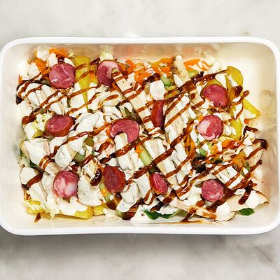 Картошка Бокс Охотничьи колбаски с двойным соусом в Bonape по цене 699 ₽