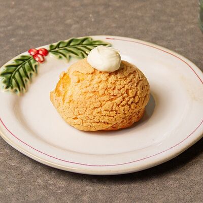 Профитроль классический в Breakfast House по цене 340 ₽