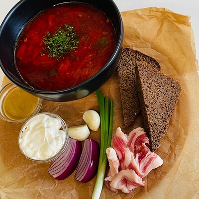 Борщ в Бухта по цене 775 ₽