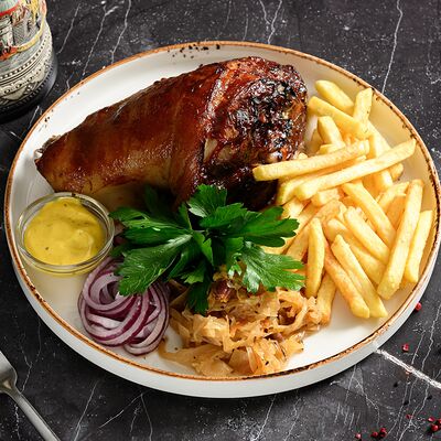 Свиная рулька Роял барбекю в BierBurg по цене 1399 ₽