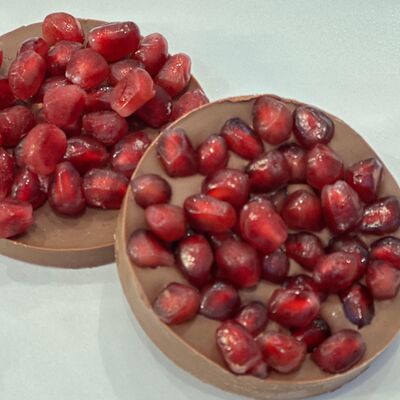 Гранат в шоколаде в Chokoberry по цене 510 ₽