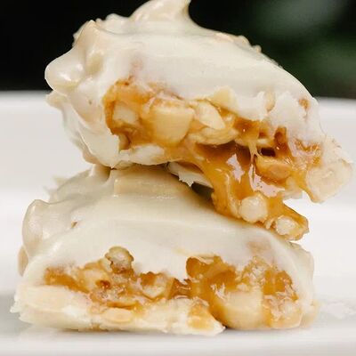 Батончик криспи-карамель в SET по цене 340 ₽